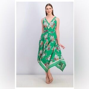Vince Camuto Green Floral Dress